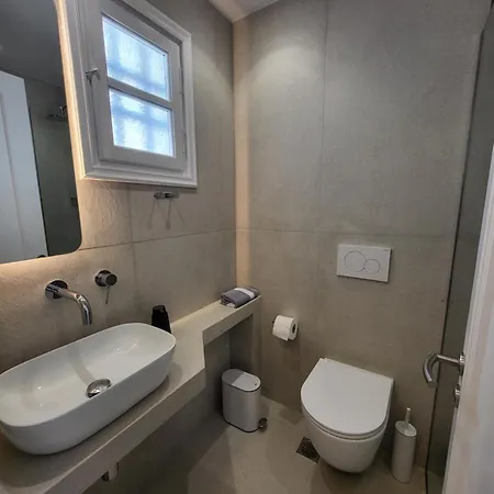Glyfada Lägenhetshotell 3*