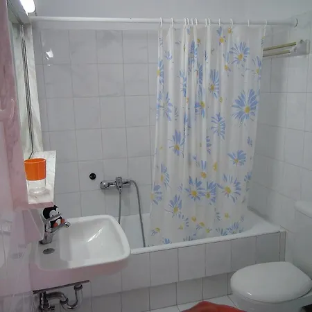 Glyfada 아파트호텔 3*