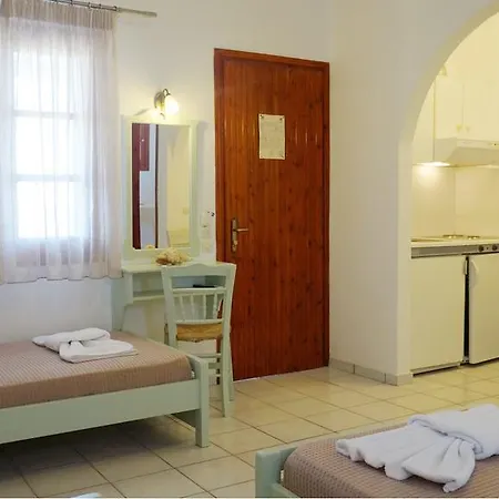 Glyfada Lägenhetshotell 3*