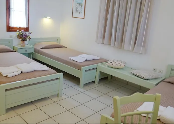 Lägenhetshotell Glyfada 3*